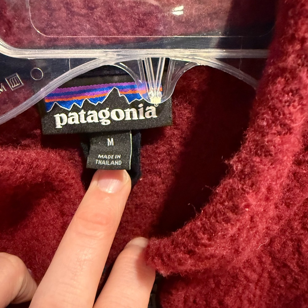 Women’s Patagonia Woolyester Fleece Jackey - Picture 3 of 4